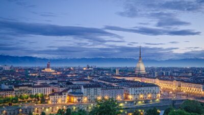 Benátky – Turín – La Salette – Barcelona – letecky
